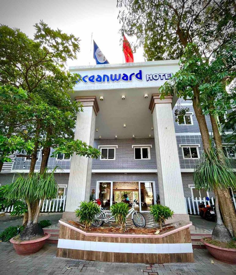 Oceanward Hotel & Resort Long Hải Extérieur photo