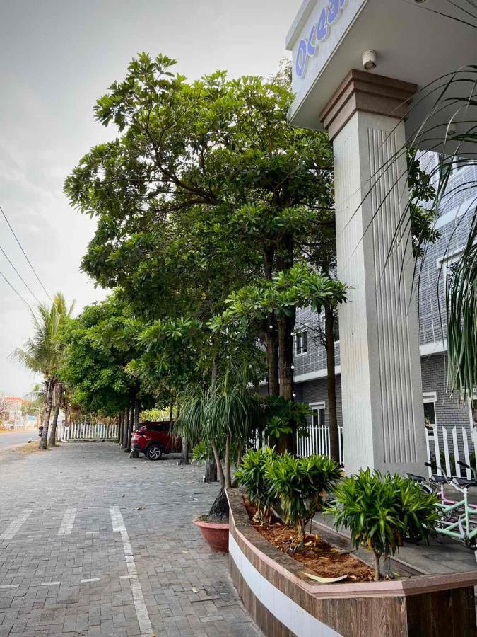Oceanward Hotel & Resort Long Hải Extérieur photo